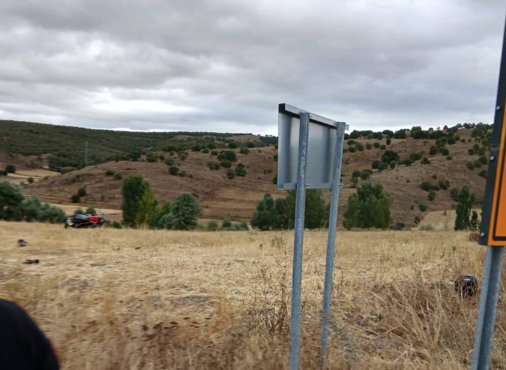 tokatta motosiklet faciasi tarlaya uctu 1 h5ta9uYL