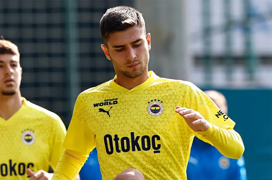 transferi resmen acikladilar fenerbahcede surpriz ayrilik yeni takimini duyanlar inanamadi 1 E2P9S9FC