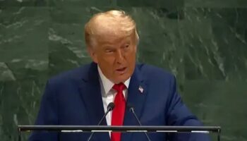 trump bm kursusunde esti gurledi orgutu yerin dibine soktu 1wP8AICx