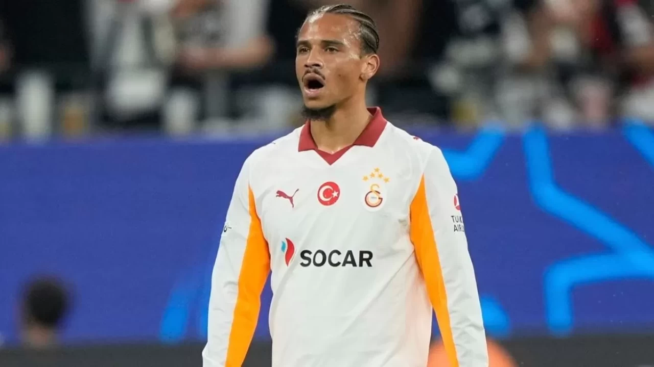 tum dunya leroy saneyi konusuyor bu kadarina da pes artik oyle bir sey yapti
