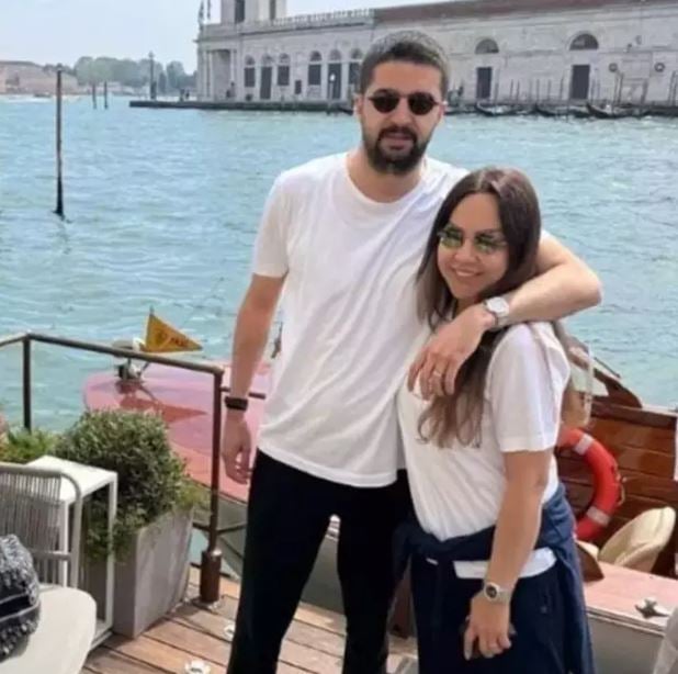 Ünlü şarkıcı Ebru Gündeş ile Murat Özdemir tek celsede boşandı! Mahkemeden gizlilik talep etti 3 unlu sarkici ebru gundes ile murat ozdemir tek celsede bosandi mahkemeden gizlilik talep etti PQLjDXrE