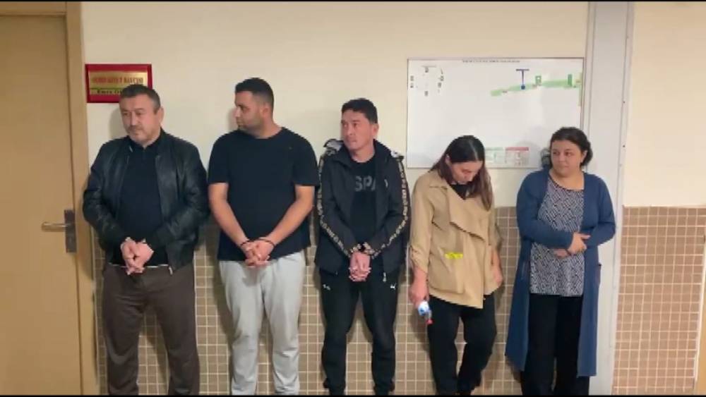 vize basvurusu k busa donmustu dolandiricilar yakalandi 8 ilde es zamanli operasyon 12 gozalti 0 lWQVKZ9F