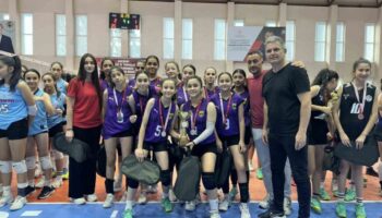 voleybolda kupalar sahibine kavustu OX7dN3zH
