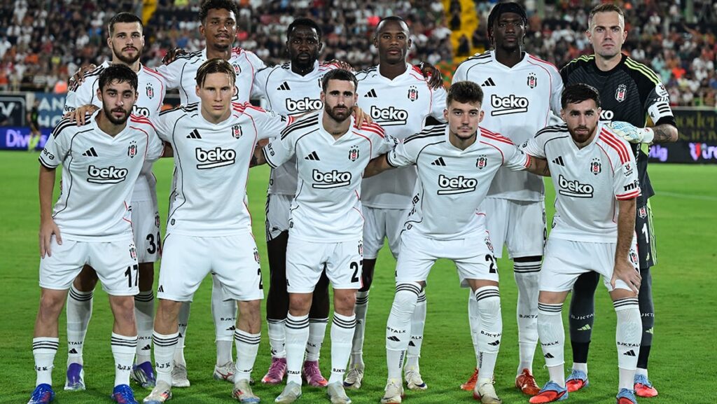 yeni transferin besiktas kariyeri kotu basladi t9vrEc6f