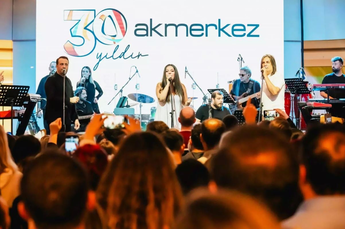 90larin efsane uclusu izel celik ercan neden dagildi celikten ayriligin perde arkasini armagan caglayana acikladi 14 54YrkIAJ