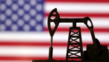 abdnin ticari ham petrol stoklari beklentinin uzerinde artti 95BQLffS