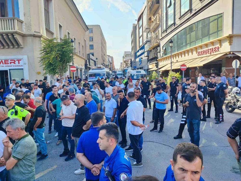 adanada dolmus soforleri kontak kapatti 0