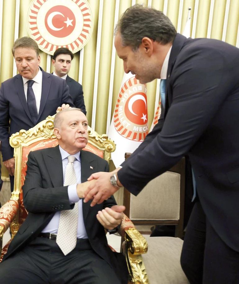 ahmet hakan bombayi patlatti onumuzdeki gunlerde 1 yaOkktCM