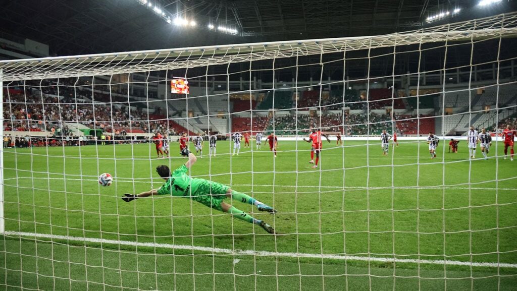 amedspor farkli kazandi pmVNMOFM