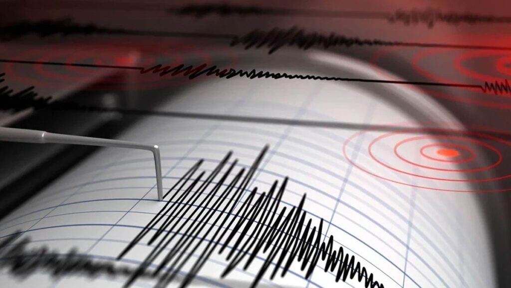 aydinda deprem 4 ekim 2025 PTXke1J8