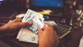 bankada buyuk skandal yuzlerce musterinin hesabi bosaltildi BWWqqC4f