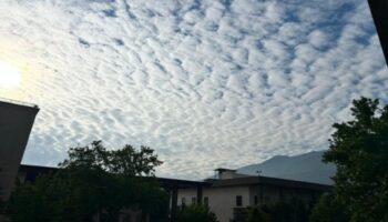 bursada gokyuzunu kaplayan ilginc bulut dikkat cekti wp943GP9