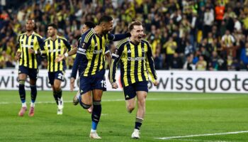 chobaniden fenerbahceye kutlama geldi TciIdszm