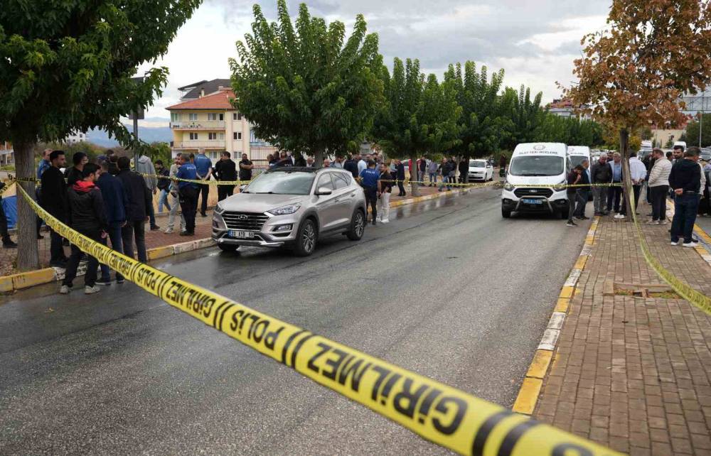 denizliyi yasa bogan olay silah sesleri sonrasi gozyasi 4 71n4pYAf