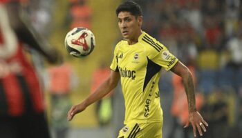 edson alvarez geri donuyor LjNsn4ij