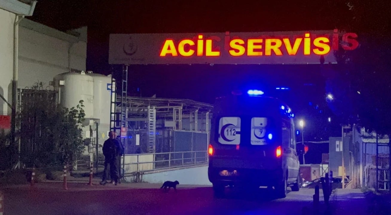 fabrikada zehirlenme panigi 32 kisi hastanelik oldu 0 C6f7hCsY