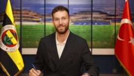 Fenerbahçe'de kritik maç öncesi gözler ona çevrildi: İlk kez forma giyecek! 3 fenerbahcede kritik mac oncesi gozler ona cevrildi ilk kez forma giyecek etGr2qv7