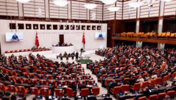 gazzeye askeri tezkere icin imza kampanyasi baslatildi XWEK1Dh6