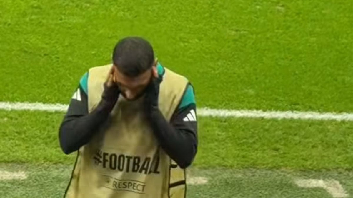 ilkaya atmosferi soran liverpoollu oyuncu ortaya cikti 0