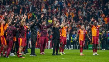 ilkaya atmosferi soran liverpoollu oyuncu ortaya cikti mwnOm9iK