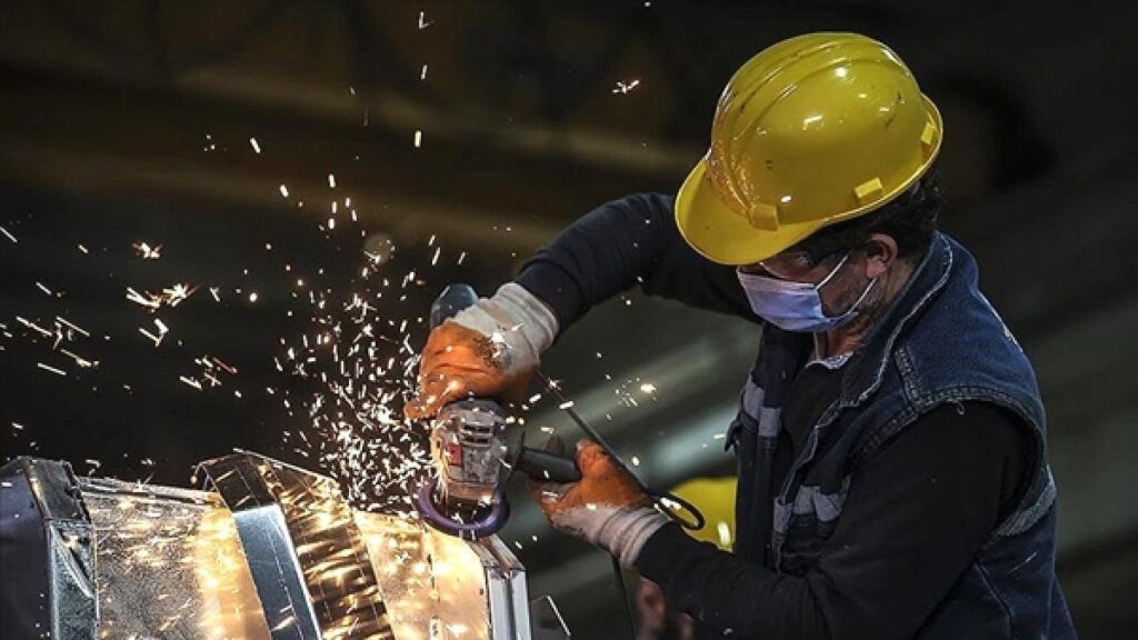 imalat sektorunde yavaslama devam ediyor SG7ciNLf