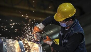imalat sektorunde yavaslama devam ediyor SG7ciNLf