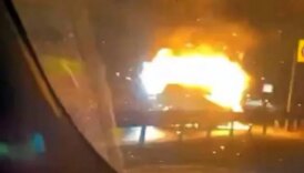 istanbulda korku dolu anlar seyir halindeki arac aniden alev topuna dondu OR811IIY