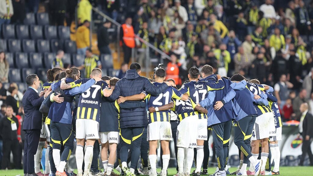 kadikoyde avrupa sahnesi fenerbahce nice macinin muhtemel 11leri L6iT92se