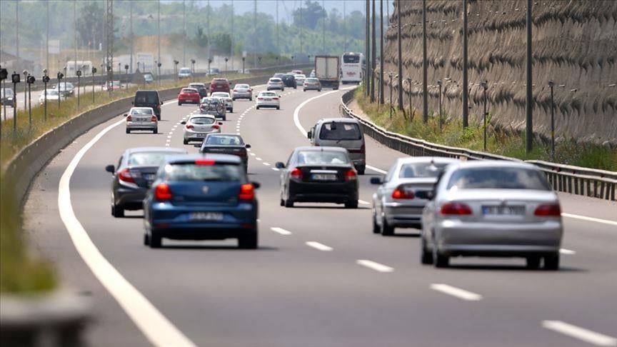 kurallara uymayanin cebi yanacak trafikte yeni donem rekor cezalar ve radar var uygulamasi geliyor ipZRzCUd