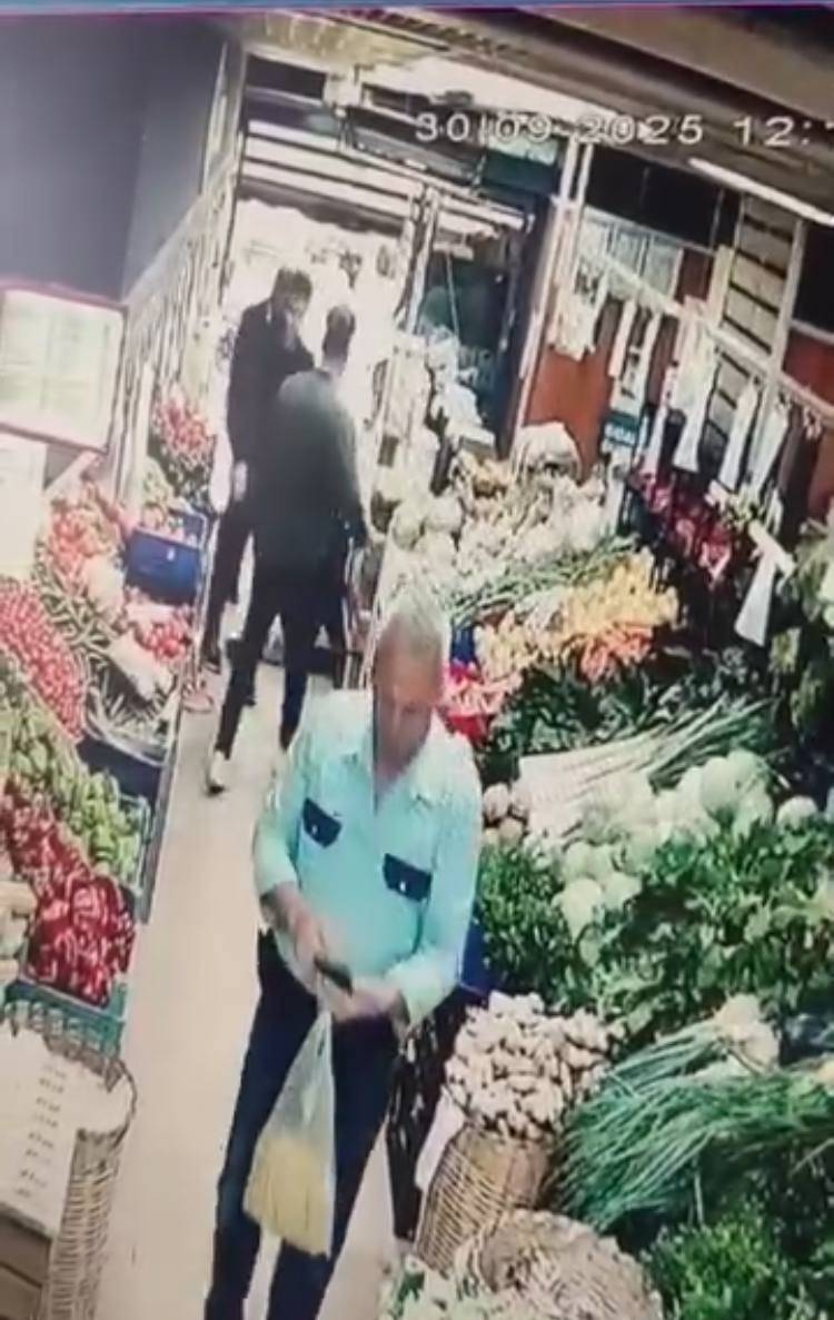maganda kadini tek yumrukla yere serdi 2 PGIXc4s5