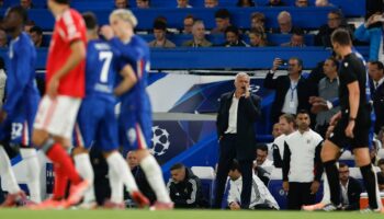 maviler mourinho kirmizisinin ustunu cizdi y1qfdGVi