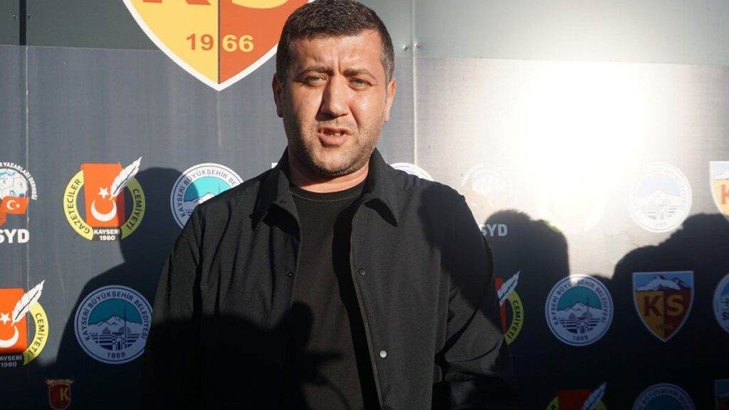 mhpli vekil futbola el atti carpici aciklamalarda bulundu VWzUW8iF