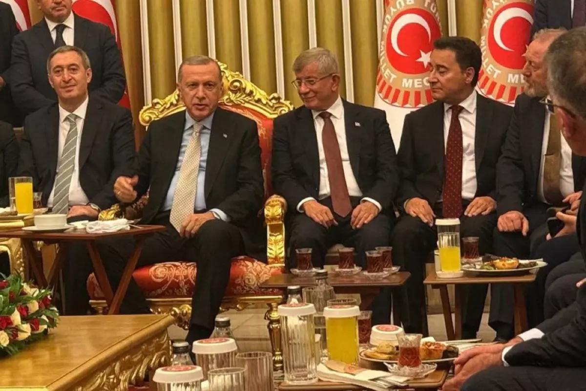 nagehan alci bombayi patlatti davutoglunun akpye donus sartini acikladi 0