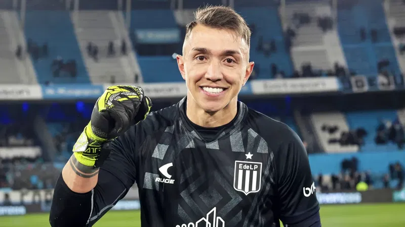ne yaptin sen fernando muslera arjantinde ortalik yikildi yer yerinden oynadi 1 8cHWl7Sl