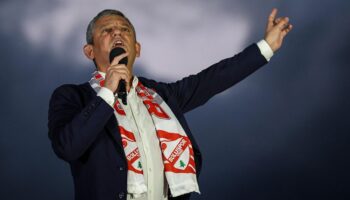 ozgur ozelden boykot aciklamasi erdogani oturup dinleyecek atmosfer yok OPwUzBDF