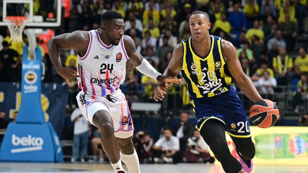 paris degil fenerbahce modasi sampiyon gibi basladi vVDNZVJt