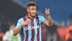 Pina hızını alamadı, Fatih Tekke oyuncusuna seslendi: "Gel buraya!" 1 pina hizini alamadi fatih tekke oyuncusuna seslendi gel buraya HHQjMgcf