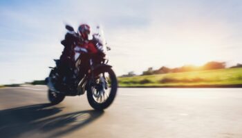 polis kontrolunde sok maskesi dustu gozaltina alindi EHPqSiR8