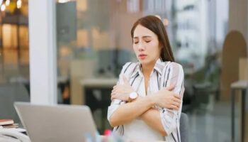 surekli titreme nedenleri arastirildi uzmanlar gizli bir tehlikeye isaret etti qBrmFebu