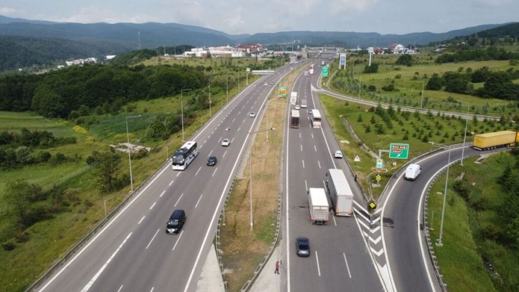 suruculer icin aciklama geldi iste kara yollarinda yapilan calismalar ve trafige kapali yollar 30 U3AIpG4f