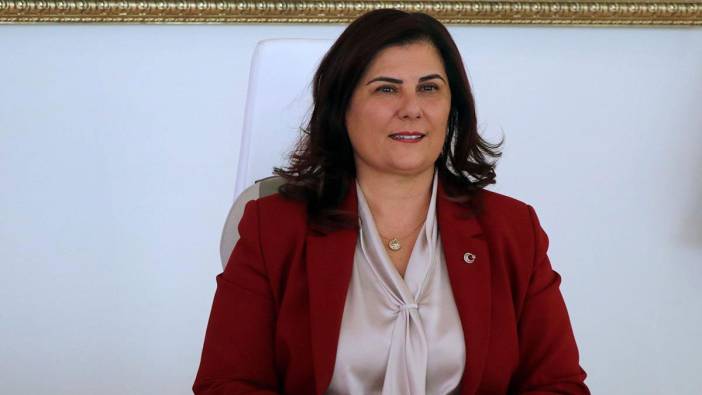 topuklu efe ozlem cercioglunun sikayetleri bitmiyor bu defa valiyi hedef aldi 1 ISSVbcHg