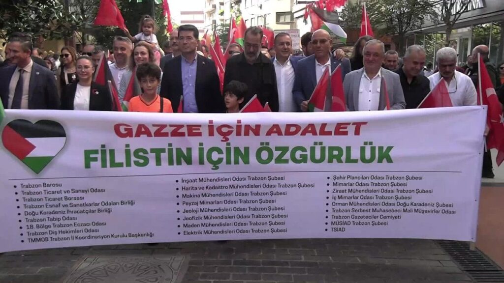 trabzonda gazze icin yurus duzenlendi tJDUtIf1