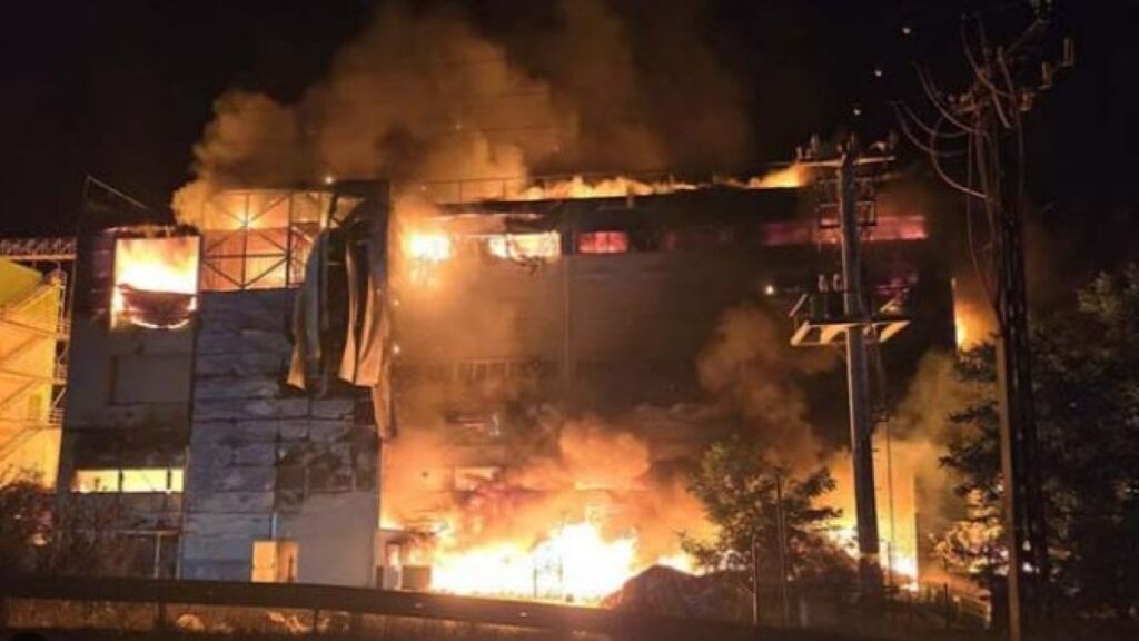 turkiyenin kozmetik devi iflasin esiginde yanginda fabrikasi kule donmustu GFPVK29U