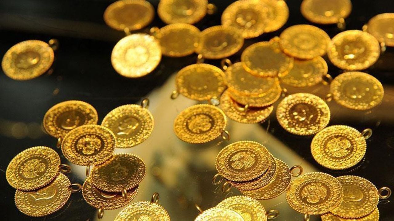 unlu isim abdde konusulan altin fiyatini acikladi gram altin 400 lirayken alin diye yalvarmisti LwASV4ne