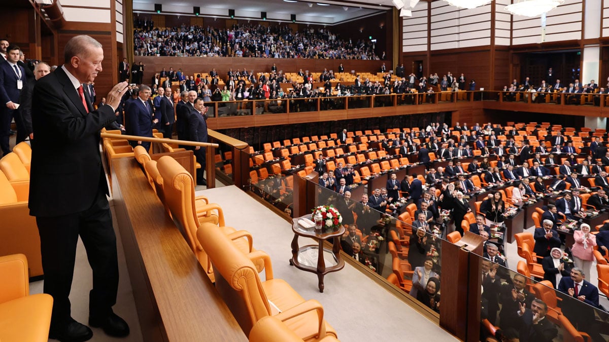 yeni yasama donemi basliyor erdogan mecliste konusacak 0 PDyyclde