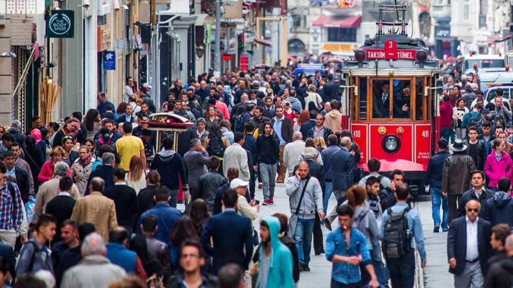 yoksulluk siniri 4 asgari ucreti asti turk is aci gercegi acikladi LFcM9wIX