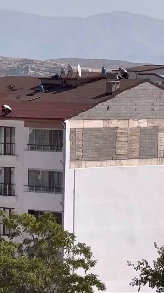yurek hoplatan cati onarimi elazigda olumle dans 0