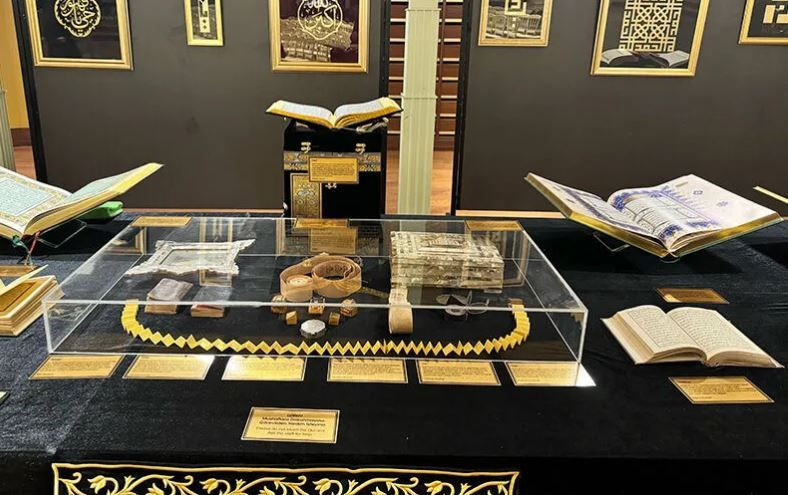 44 ulkeden 114 essiz mushaf istanbulda bir arada 14 arPLzghK