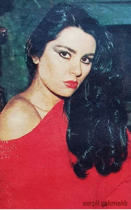 63 yasinda yillara meydan okuyor bir donemin yildizi serpil cakmaklinin son hali ortaya cikti