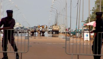 afrika ulkesinde siyasi kriz tum siyasi partiler feshedildi EpcCs7CB